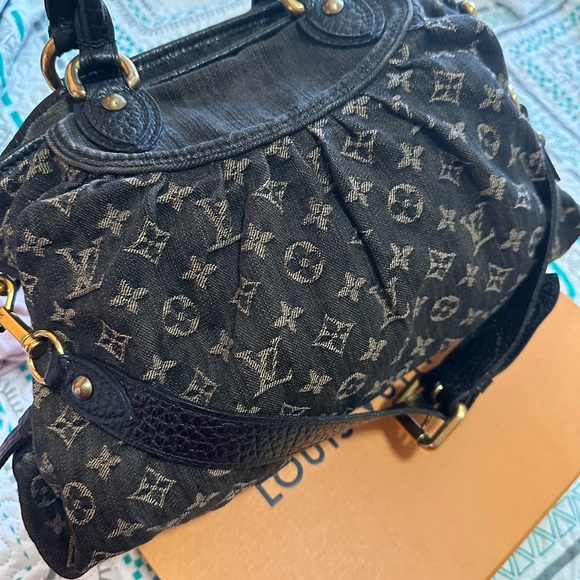 💎 ✨LOUIS VUITTON ✨💎 LIMITED EDITION DENIM MONOGRAM NEO CABBY MM IN BLACK - Picture 2 of 16